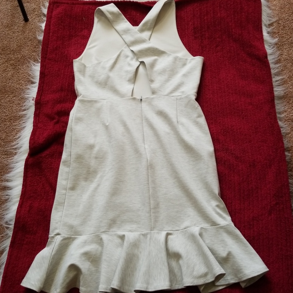 Banana Republic Peplum Sleeveless Fit & Flare Grey Dress. Size 10P - Picture 9 of 10